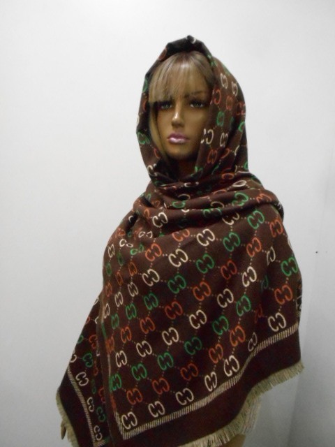  Гучи палантин