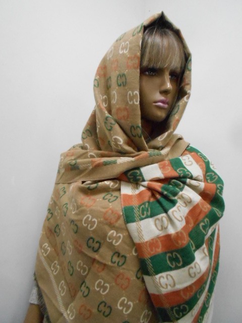  Гучи палантин