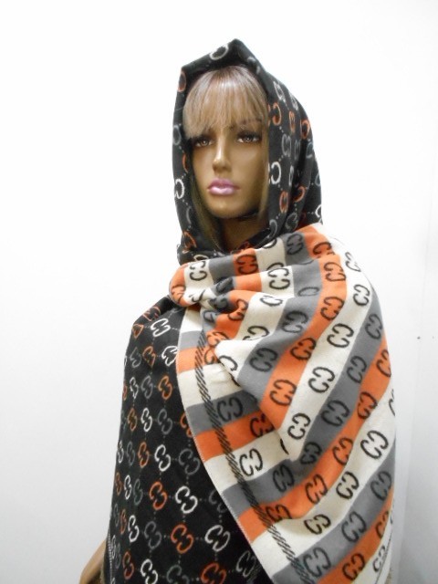  Гучи палантин