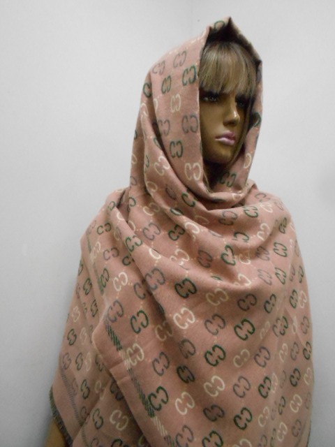  Гучи палантин