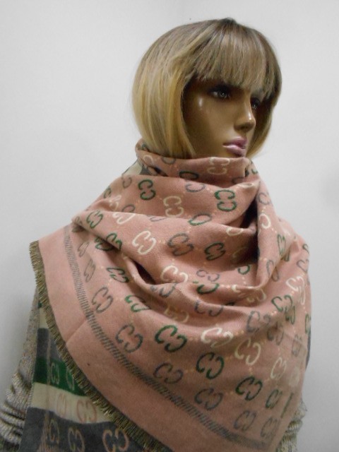  Гучи палантин