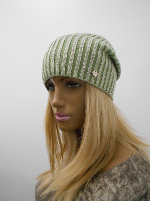  Искра шапка