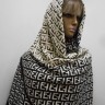  Fendi палантин