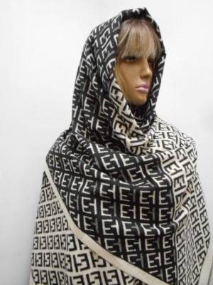  Fendi палантин