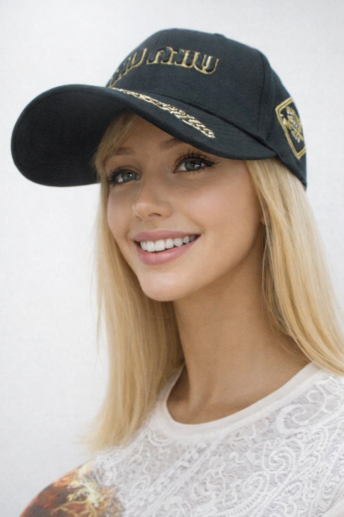  Бейсболка miumiu