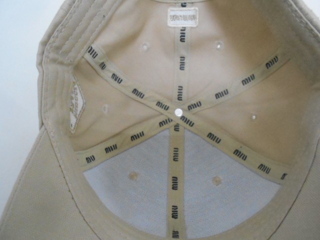  Бейсболка miumiu