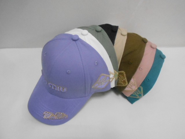  Бейсболка miumiu