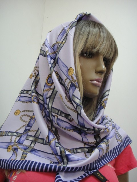 Fendi платок