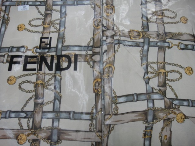 Fendi платок