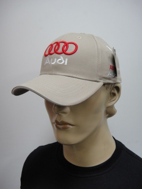 Бейсболка Audi