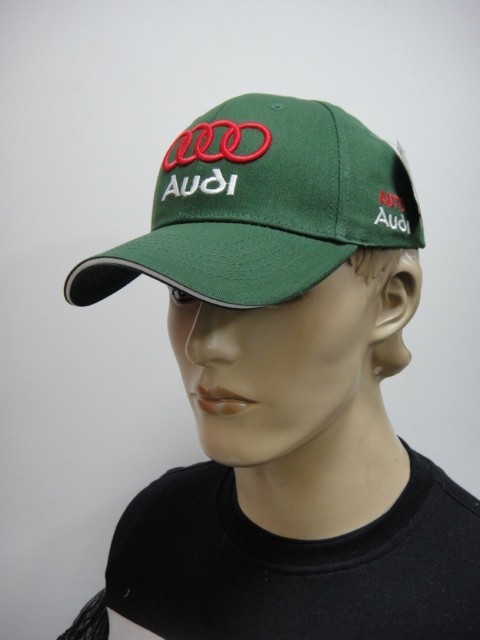 Бейсболка Audi