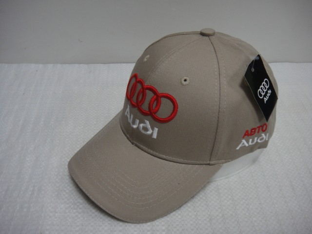 Бейсболка Audi