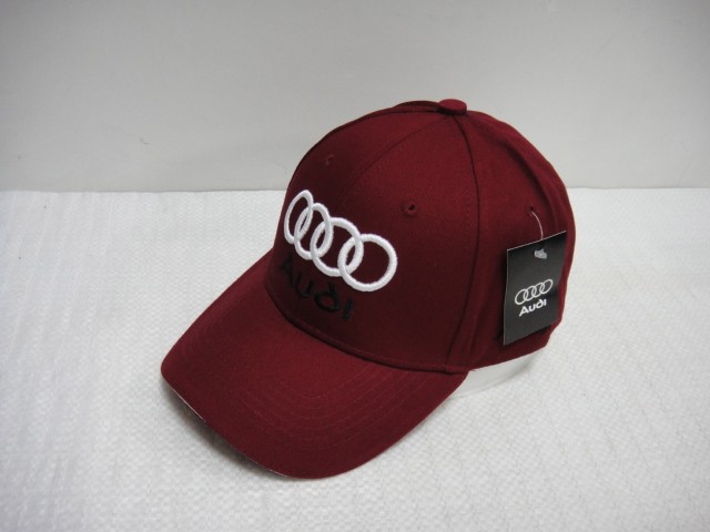 Бейсболка Audi