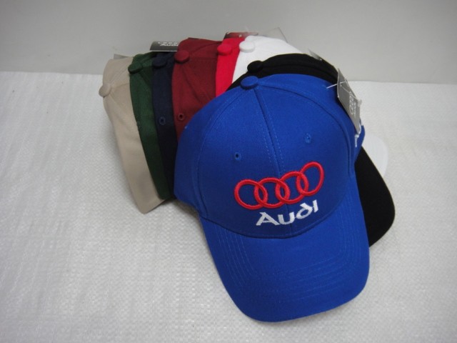 Бейсболка Audi