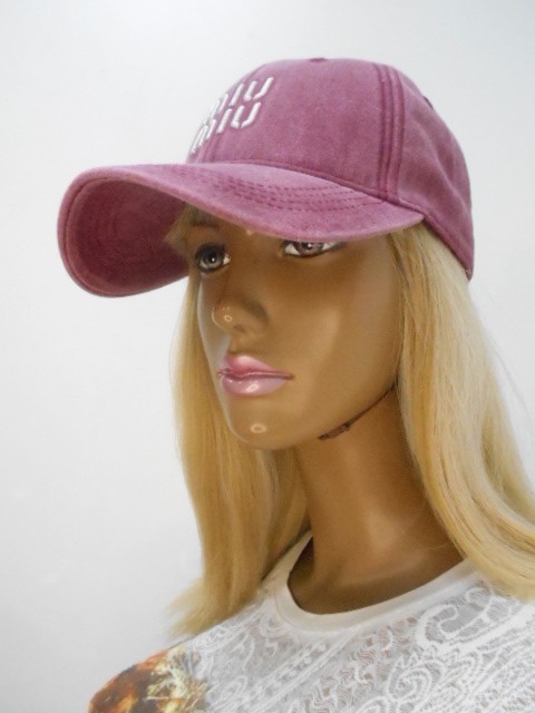  Бейсболка miumiu