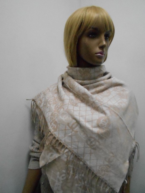   Шанель платок