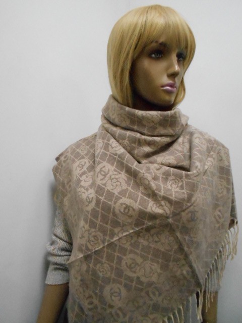   Шанель платок