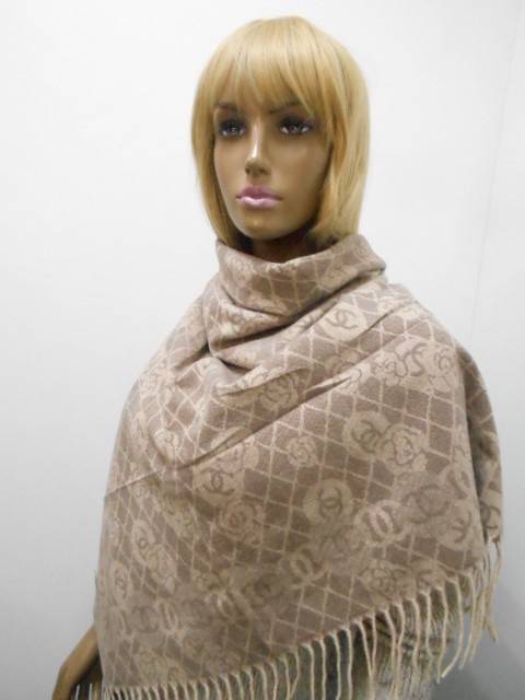   Шанель платок