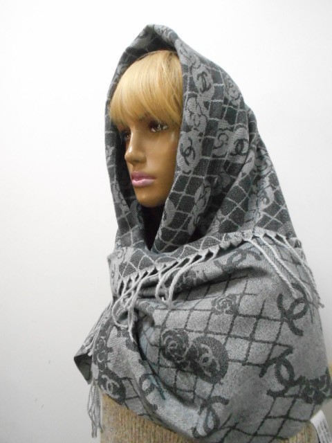   Шанель платок