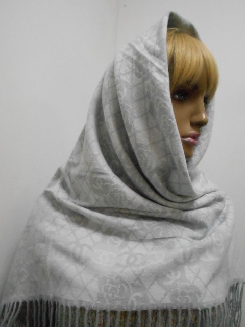   Шанель платок