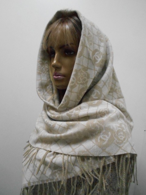   Шанель платок