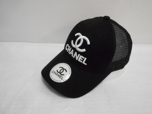  Бейсболка Шанель сетка