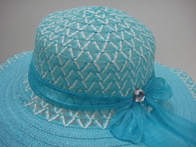 Шляпа с сеткой