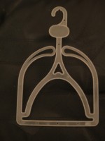 Плечики под шапки