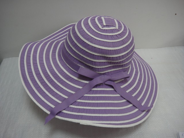 Шляпа-панама полоска