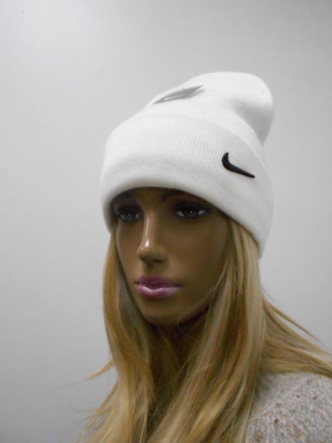  Шапка с отворотом