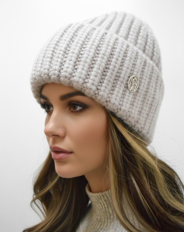 Вирджиния шапка