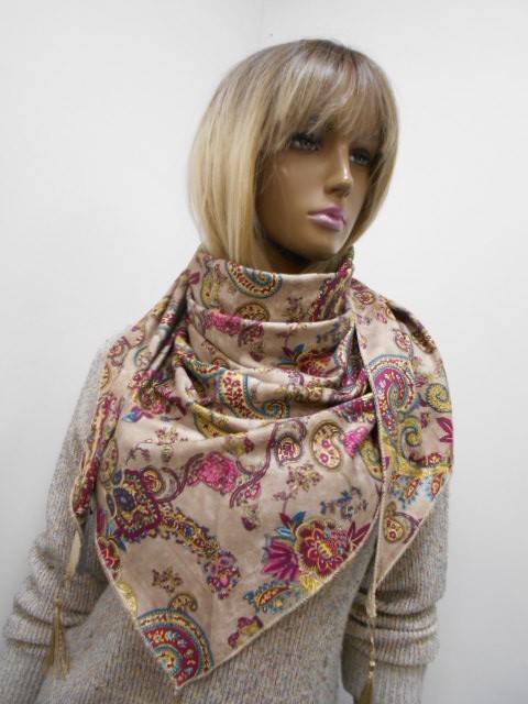 Косынка Etro с кисточками