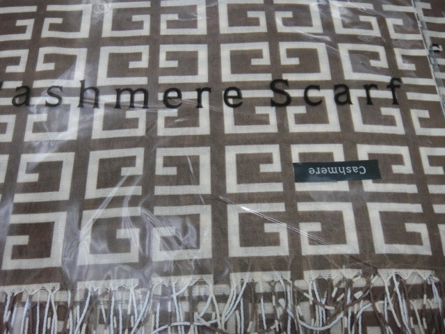  Живанши палантин