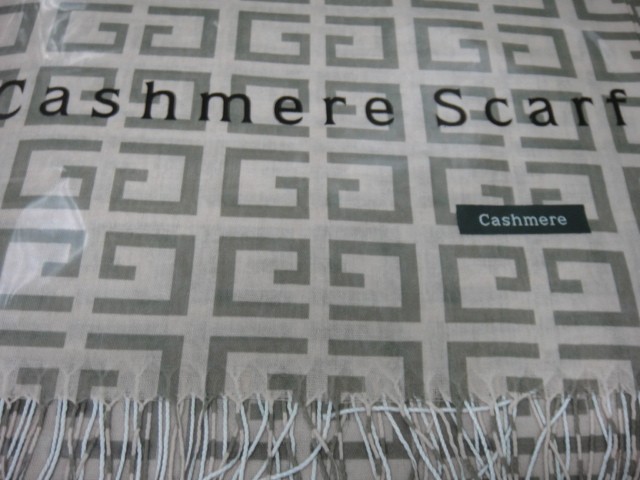  Живанши палантин