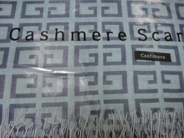  Живанши палантин