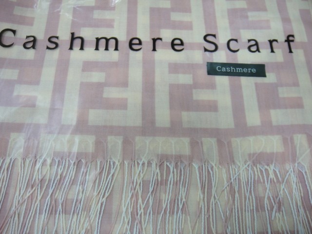 Fendi палантин