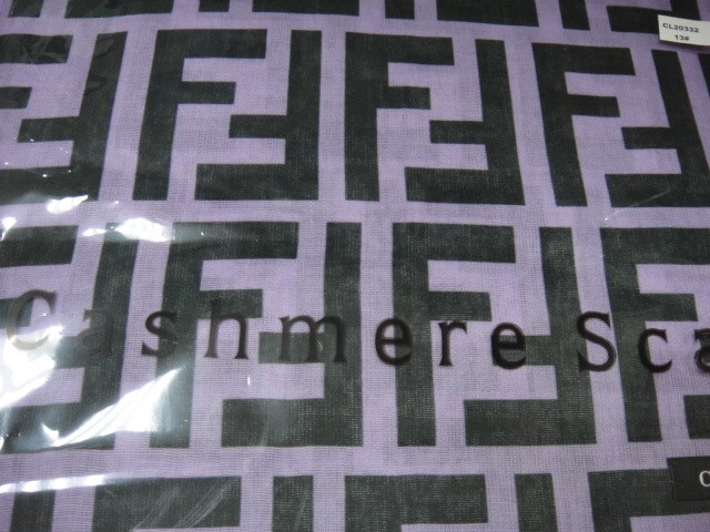 Fendi палантин