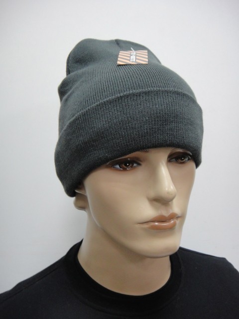  Шапка с отворотом