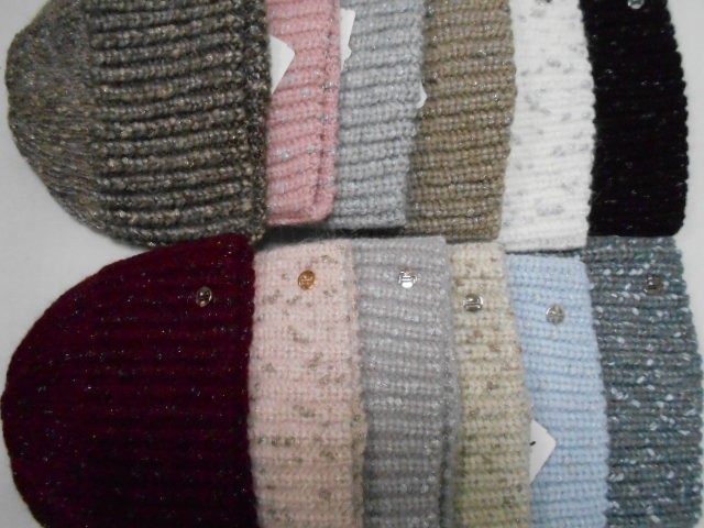  Николь шапка с люрексом