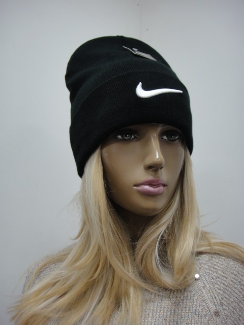  Шапка с отворотом