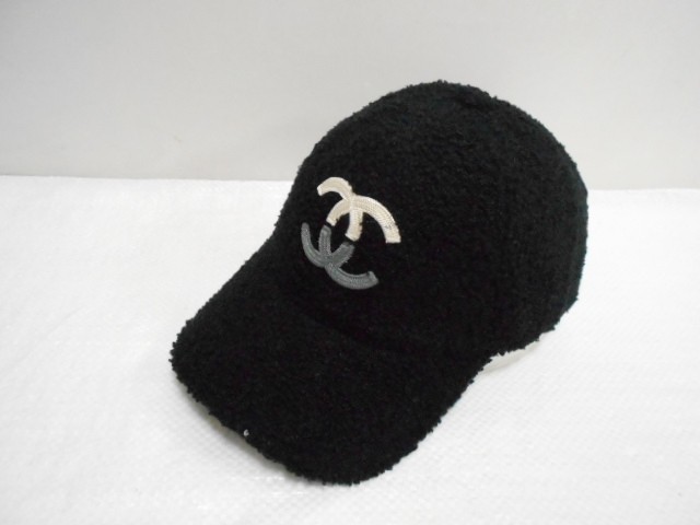  Бейсболка Шанель барашек