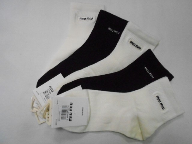  Носки жен. miumiu