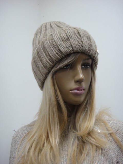 Клауди шапка на флисе