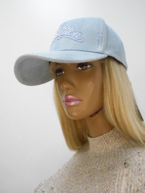  Бейсболка LV