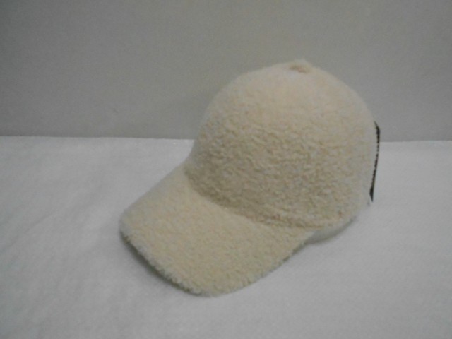  Бейсболка барашек 