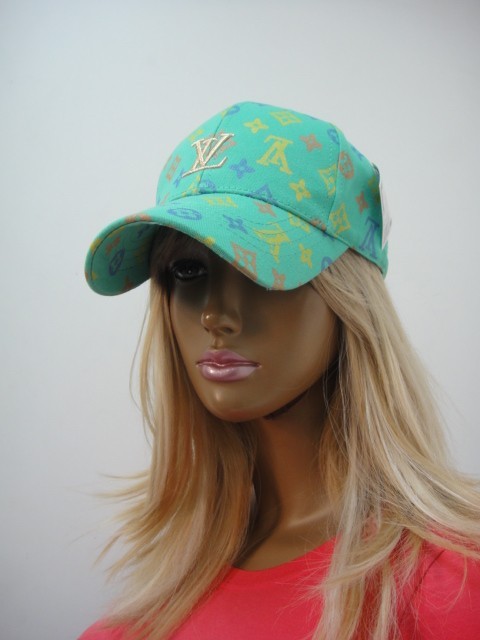  Бейсболка LV