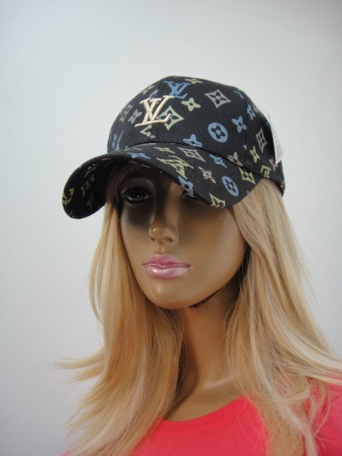  Бейсболка LV