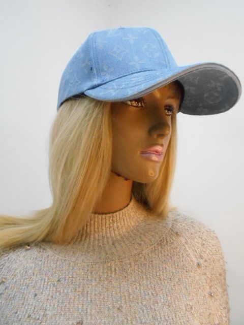  Бейсболка LV