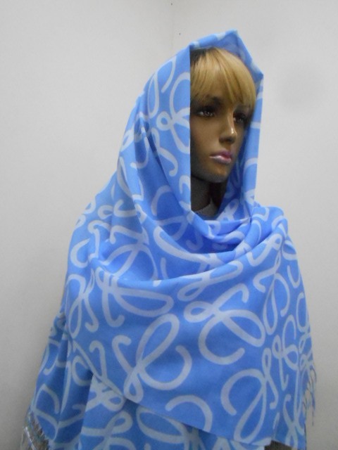  Loewe палантин