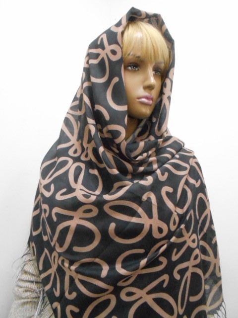  Loewe палантин